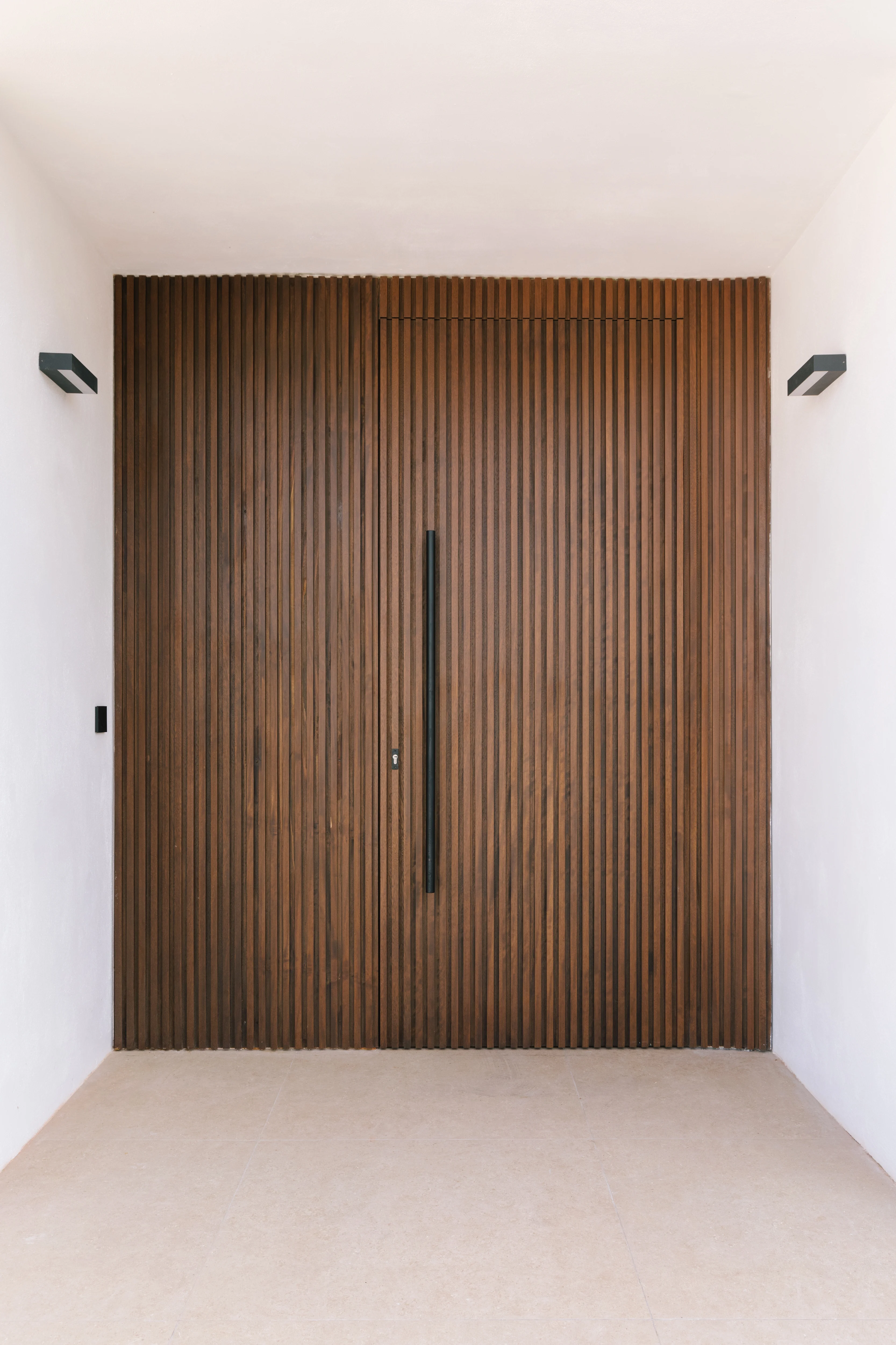 Interior architecture detail after ремонт виллы in Campolivar Валенсия image 4
